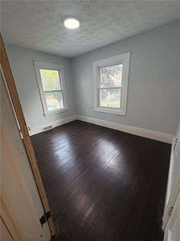 176 Selye Terrace, Rochester, NY 14613