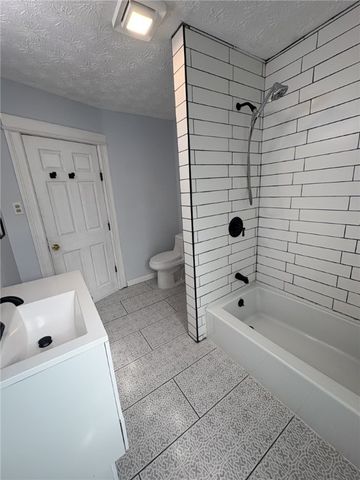 176 Selye Terrace, Rochester, NY 14613