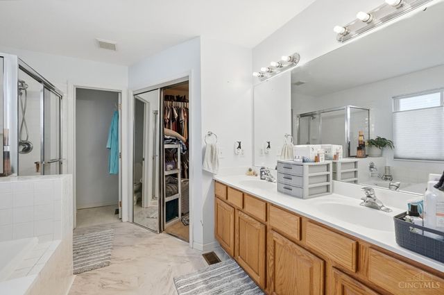 12173 Crestfield Court, Symmes Twp, OH 45249