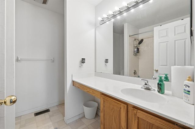 12173 Crestfield Court, Symmes Twp, OH 45249