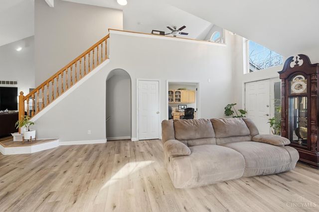 12173 Crestfield Court, Symmes Twp, OH 45249