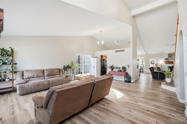 12173 Crestfield Court, Symmes Twp, OH 45249