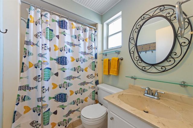 117 7TH STREET N 35, Bradenton Beach, FL 34217