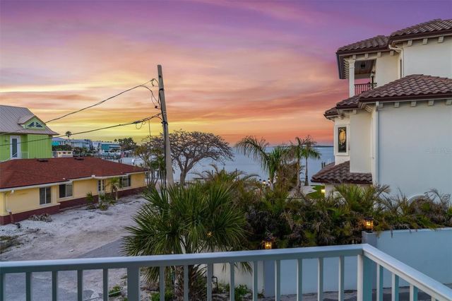 117 7TH STREET N 35, Bradenton Beach, FL 34217