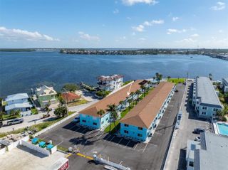 117 7TH STREET N 35, Bradenton Beach, FL 34217