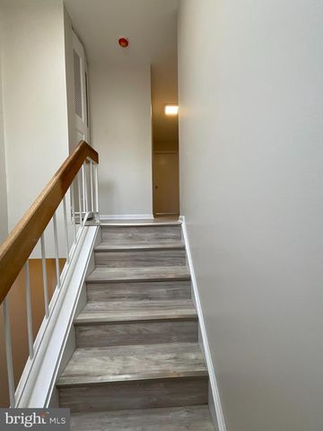 6901 WOODSTREAM LN, Lanham, MD 20706