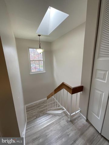 6901 WOODSTREAM LN, Lanham, MD 20706