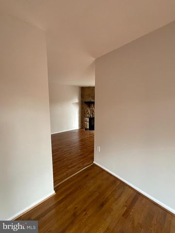 6901 WOODSTREAM LN, Lanham, MD 20706