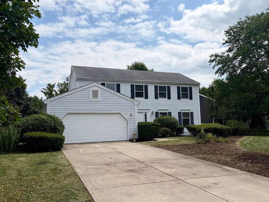 0N421 Winfield Scott Drive, Winfield, IL 60190