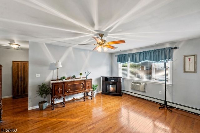 1135 Valley Rd, Wayne Twp., NJ 07470