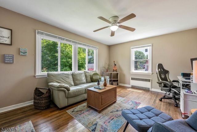 109 GREENWOOD AVENUE, Pequannock Twp., NJ 07440