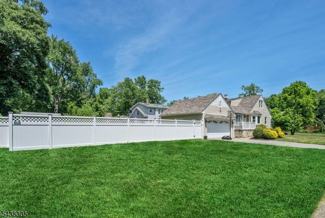 109 GREENWOOD AVENUE, Pequannock Twp., NJ 07440