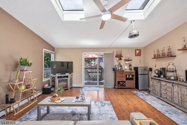 109 GREENWOOD AVENUE, Pequannock Twp., NJ 07440