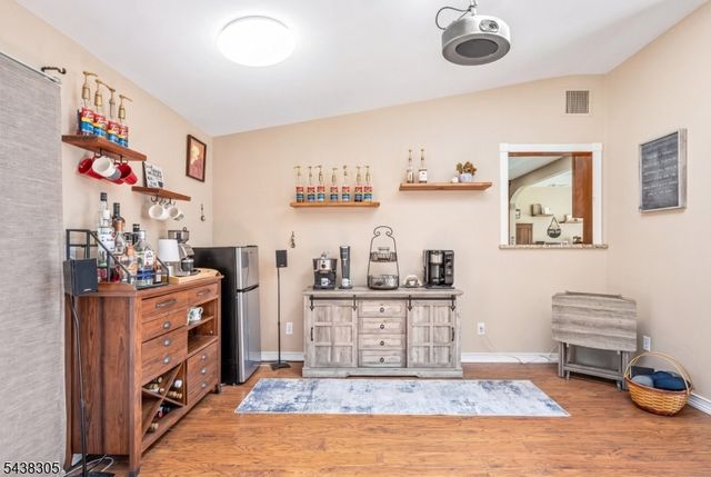 109 GREENWOOD AVENUE, Pequannock Twp., NJ 07440