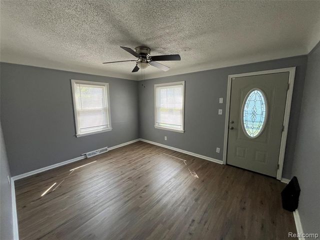 15645 Liberal Street, Detroit, MI 48205