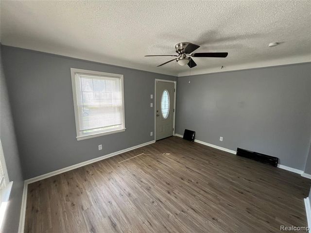 15645 Liberal Street, Detroit, MI 48205