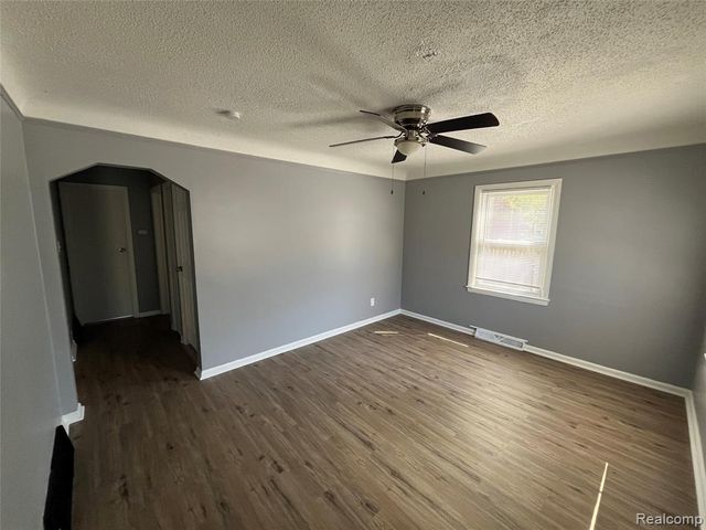 15645 Liberal Street, Detroit, MI 48205