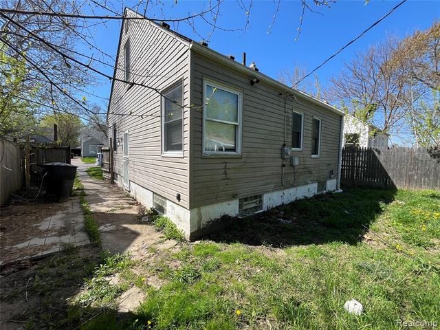 15645 Liberal Street, Detroit, MI 48205