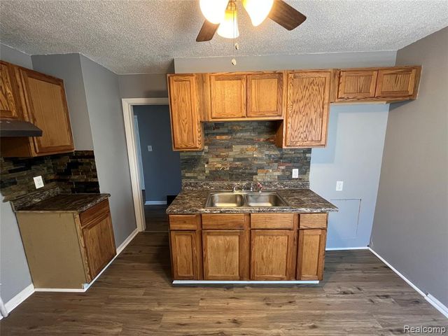 15645 Liberal Street, Detroit, MI 48205