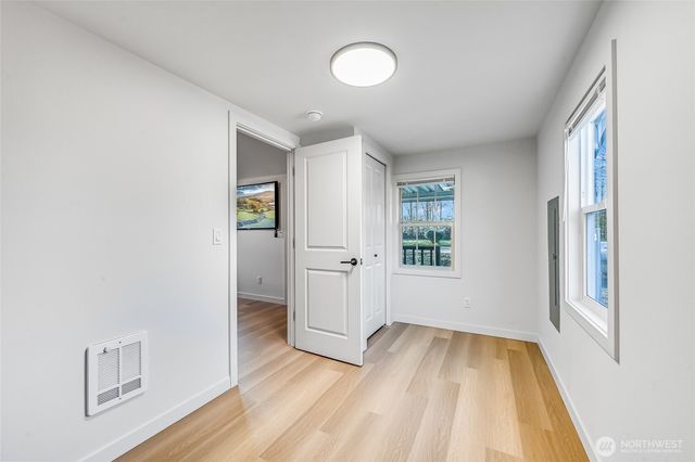 12542 50th Place S, Tukwila, WA 98178