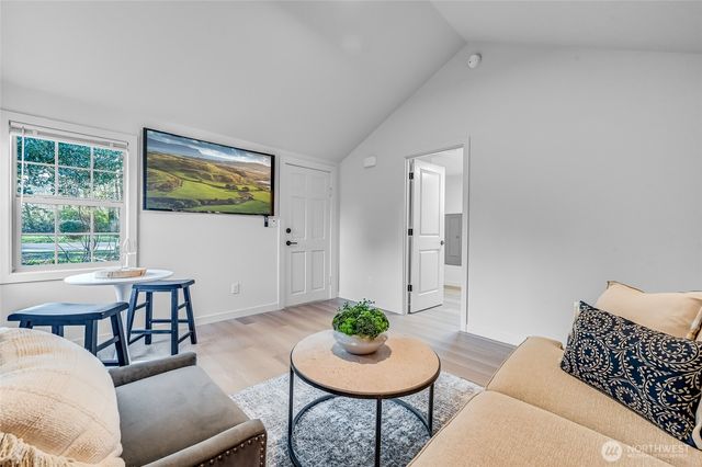 12542 50th Place S, Tukwila, WA 98178