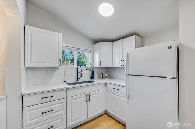 12542 50th Place S, Tukwila, WA 98178