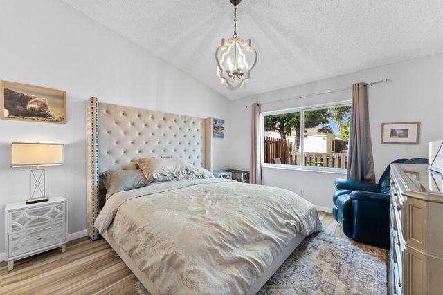 5157 NW 11th Lane, Deerfield Beach, FL 33064