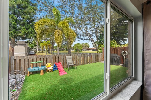 5157 NW 11th Lane, Deerfield Beach, FL 33064