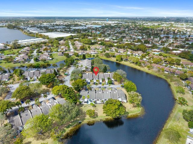 5157 NW 11th Lane, Deerfield Beach, FL 33064