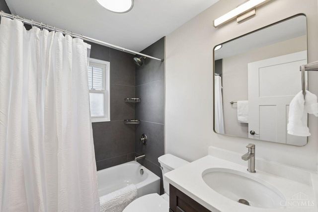 4637 Hunt Road, Blue Ash, OH 45242