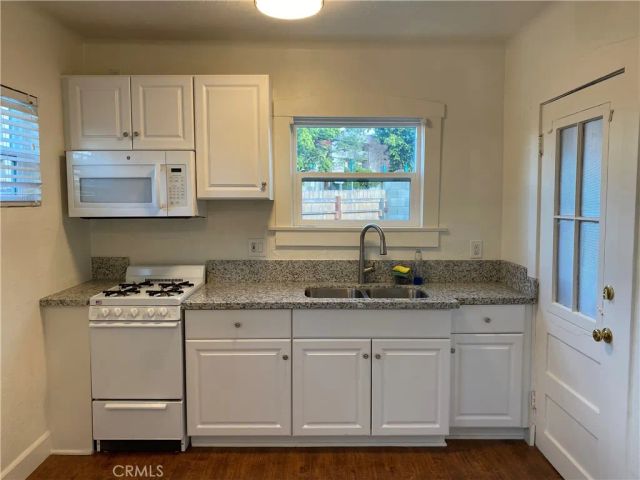 1408 Argonne Avenue, Long Beach, CA 90804