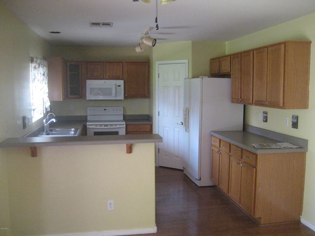 12313 W DREYFUS Drive, El Mirage, AZ 85335