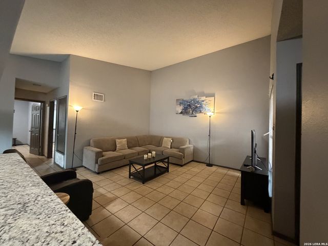 5210 MEADOW RISE ST, San Antonio, TX 78250