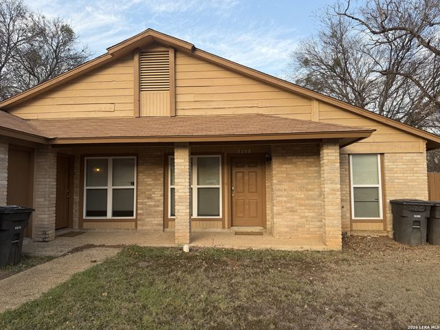 5210 MEADOW RISE ST, San Antonio, TX 78250