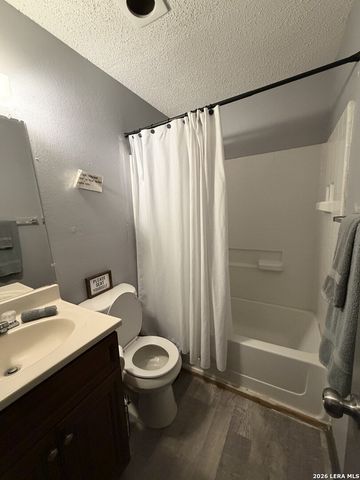 5210 MEADOW RISE ST, San Antonio, TX 78250