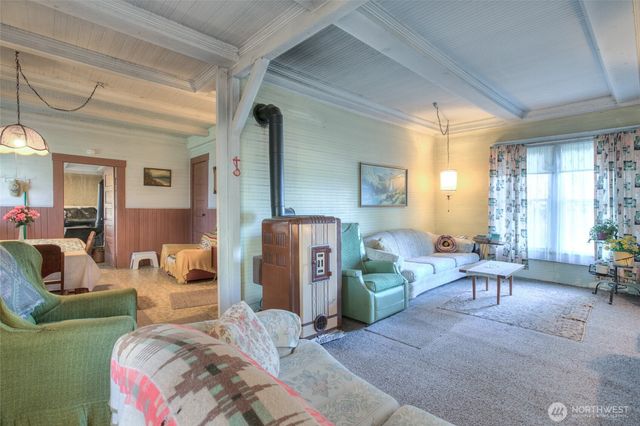 3078 State Route 109, Copalis Beach, WA 98535