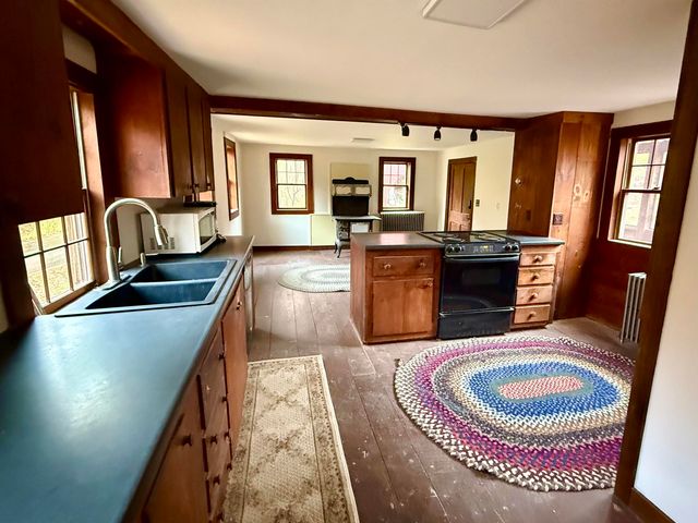 154 TYLER Road, Webster, NH 03303