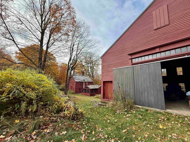154 TYLER Road, Webster, NH 03303