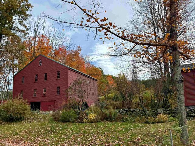 154 TYLER Road, Webster, NH 03303