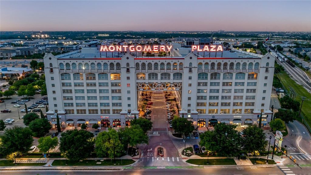 2600 W 7th Street 1405, Fort Worth, TX 76107