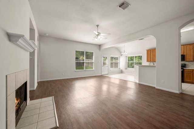 3722 Northshore Drive, Montgomery, TX 77356