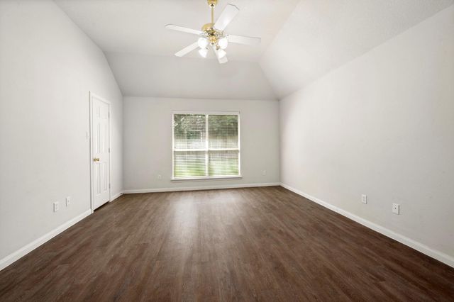 3722 Northshore Drive, Montgomery, TX 77356