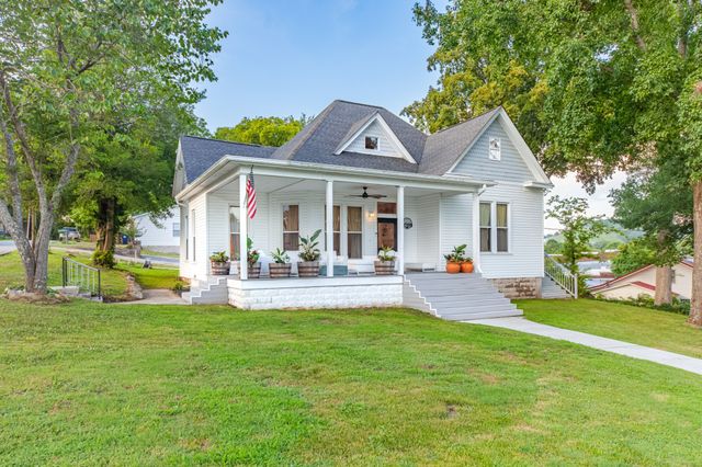 1615 Main St, Lynnville, TN 38472