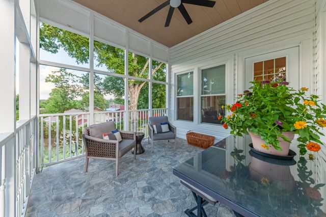 1615 Main St, Lynnville, TN 38472