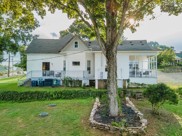 1615 Main St, Lynnville, TN 38472