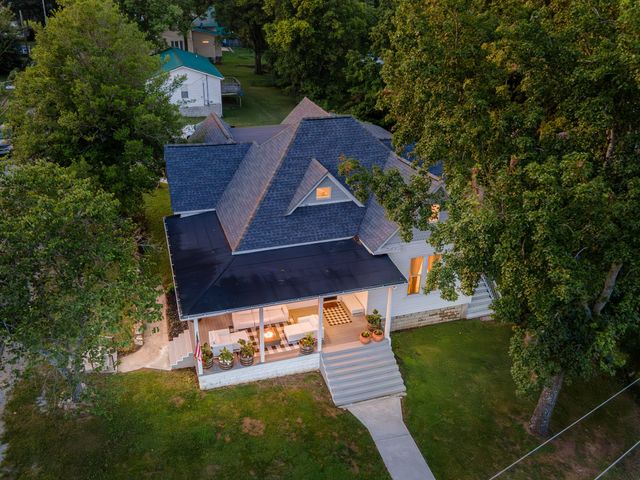 1615 Main St, Lynnville, TN 38472