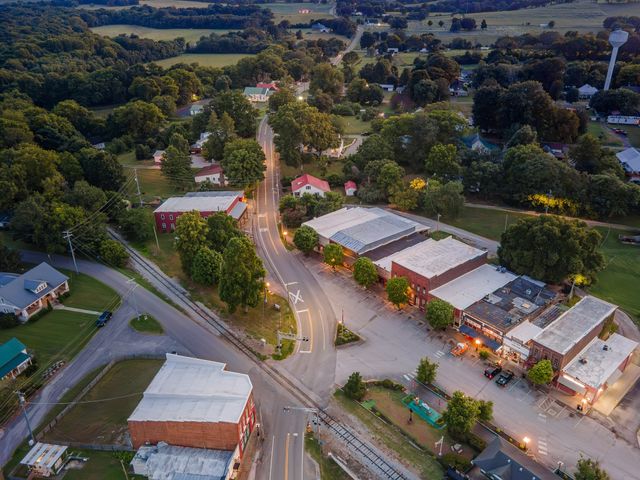 1615 Main St, Lynnville, TN 38472