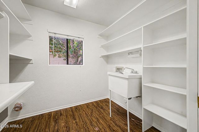 6725 W UTOPIA Road, Glendale, AZ 85308