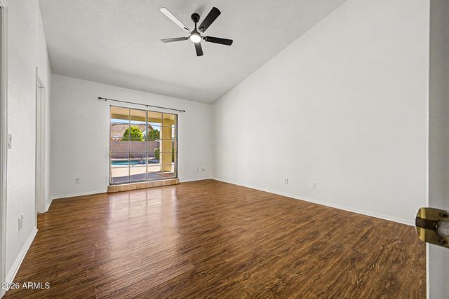 6725 W UTOPIA Road, Glendale, AZ 85308