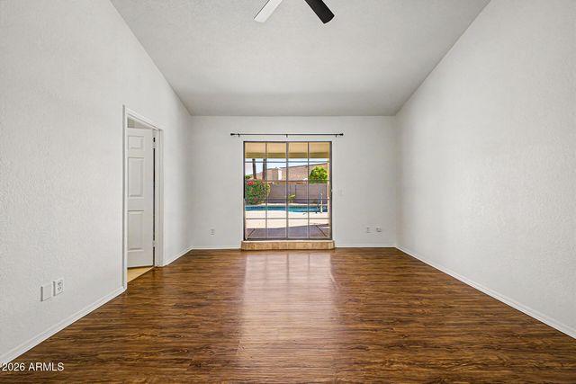 6725 W UTOPIA Road, Glendale, AZ 85308
